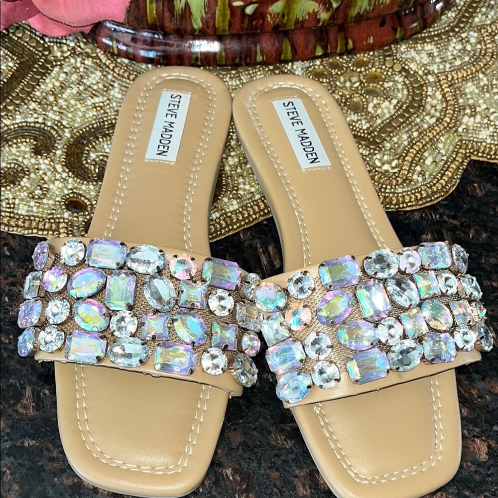 Steve Madden Embellished Multi Colored Tan Slide Sandals Size 7.5